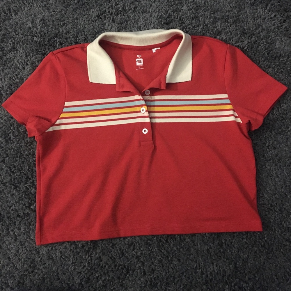 PAC sun ME to WE super cute, collared crop top!